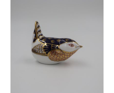 Royal Crown Derby wren paperweight, no cracks or chips. H: 6.5cm. UK P&amp;P Group 1 (£16+VAT for the first lot and £2+VAT fo