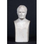 Leonhard Posch. Napoleon Bonaparte. Porträtbüste, Gips. 1814. 11,4 : 4,5 : 4,0 cm. Signiert.