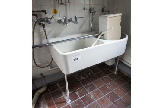 1 Ceramic And Deep White Sluice Sink With Cistern Located