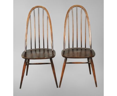 Lucian Ercolani, Paar StühleEntwurf Lucian Randolph Ercolani für Ercol, 1960er Jahre, Zarge mit Prägestempel P.S 1960 und HJ 