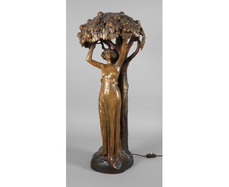 Goldscheider Wien Salonlampe "Orangenpflückerin"um 1900, signiert F. Gross, Reliefmarke Sculpture, Modellnummer 2346, Majolik