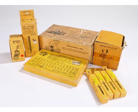 Bergeon tools, consisting of 4985 apparatus for straightening tweezers, 4166 assortment of hard brass bushings for alarm cloc