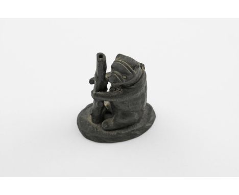 A LATE 19TH/EARLY 20TH CENTURY BRASS NOVELTY VESTA CASE. in the form of a bear and  ragged staff*; 3" (7.6cm) high. The Ragge