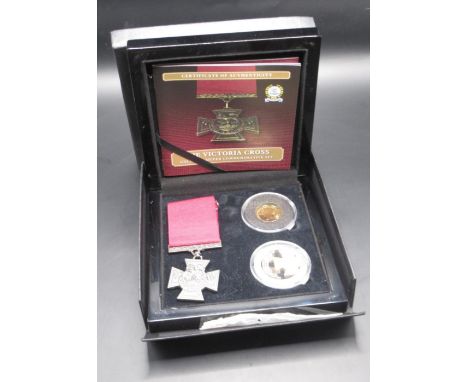 The Bradford Exchange - The Victoria Cross Gold and Silver Commemorative Set, sterling silver and 9ct Gold encapsulated coins