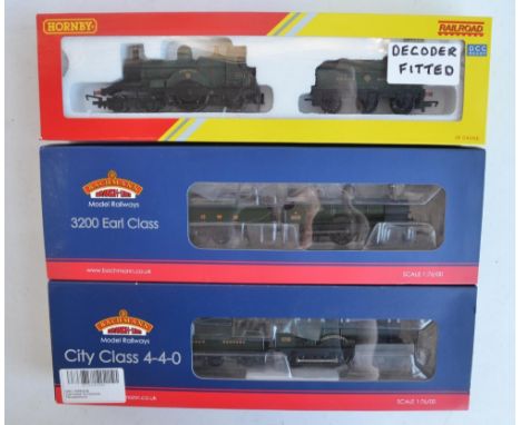 Three OO gauge electric steam train models, all GWR green livery to include Hornby R3759 Dean Single 4-2-2 3031 'Achilles', B