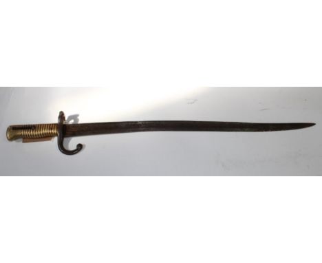 French M1866 Yataghan Chassepot Bayonet, without steel scabbard. Serial no. C62 to guard, dated 1871 to spine. Blade L57cm