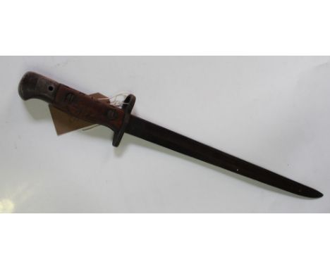 British 1907 Mk I bayonet, complete without scabbard, in fair condition. Blade L43cm