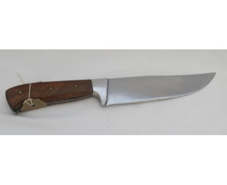 Fixed blade stag hunting knife with stainless steel blade and wooden handle in very good condition. Blade L6.5''