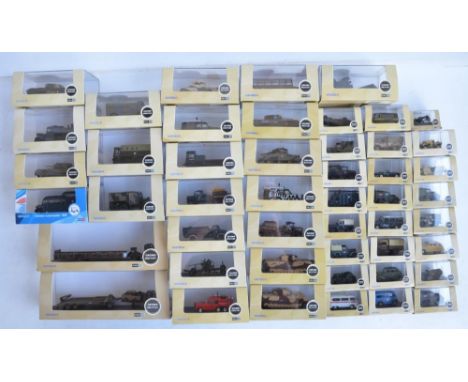 Forty eight 1/76 scale (OO gauge) diecast vehicles from Oxford Diecast Military range, models generally in excellent conditio