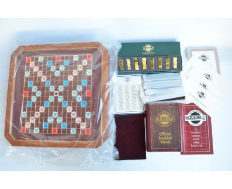 Franklin Mint Collector's edition Scrabble game with 22 carat gold plated details and playing pieces, set appears as new with