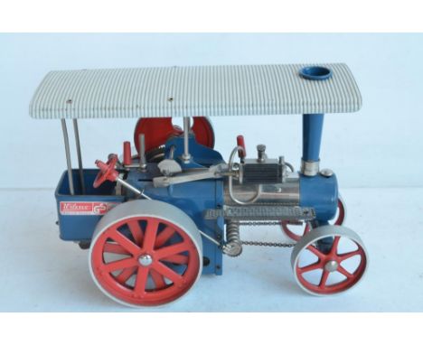 Wilesco D405 live steam traction engine, set appears never run with no heat marks/staining to boiler area, item in excellent 
