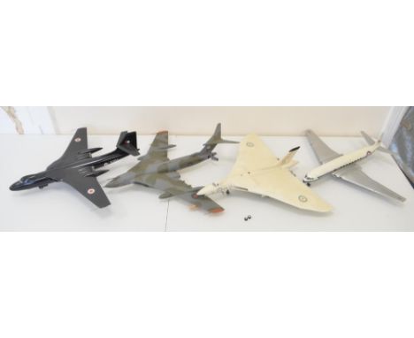 Four built 1/72 scale plastic model kits to include Victor, Valiant, Vulcan and a Comet, mostly spray finished, all A/F