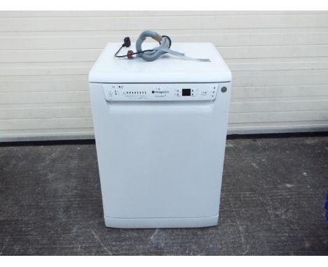 A Hotpoint Aquarius dishwasher, model FDPF481