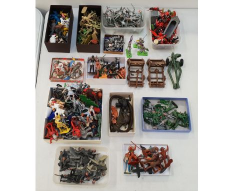 LARGE SELECTION OF PLASTIC FIGURESincluding Lone Star WWII German figures, Blue-Box German and American military figures, Cre