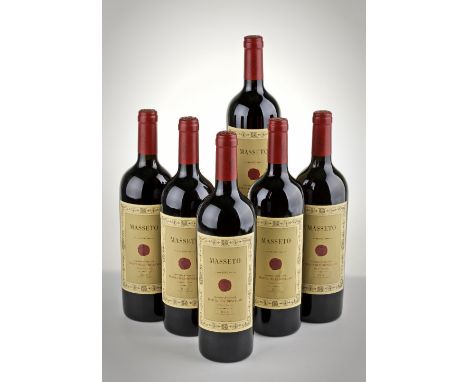 Masseto 1997 Bolgheri JS 98/100, SF 92/100 Cassa originale in legno. Original wooden case. SF Celebratissima la 1997 da criti