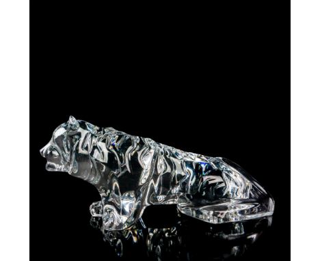 A large, clear jungle cat figure crouching. Baccarat marked. This item has its original box: 14"L x 6.25"W x 6.25"H Dimension