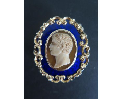 A very good quality oval silver and enamel cameo box of Royal interest engraved AR from Princess Victoria Dec 1905 - The fine