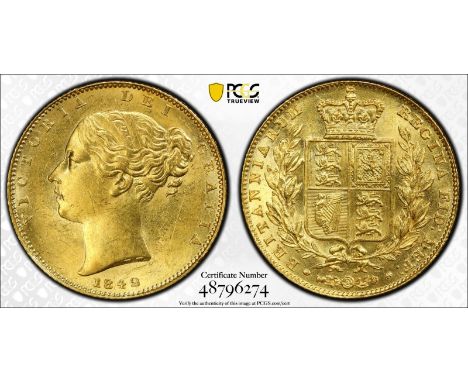 UNITED KINGDOM. Victoria, 1837-1901. Gold sovereign, 1842. London. Closed 2. First young head of Victoria facing left, hair t