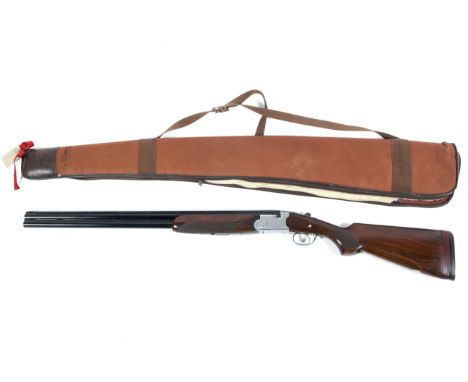 A Beretta 12 bore over and under Special Skeet shotgun, mod 686, made in Italy.  Section (2) firearm certificate required. Co