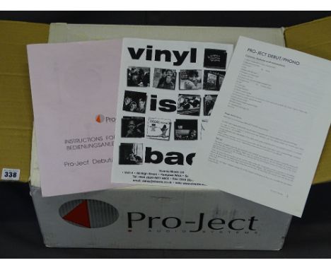 A BOXED, AS NEW, PRO-JECT AUDIO SYSTEM RECORD PLAYER E/T