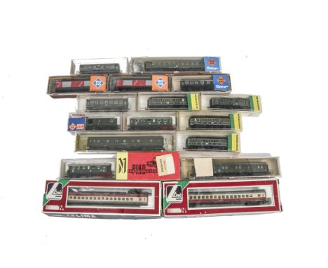 Lima Piko Roco Minitrix and other makers N Gauge Goods and Passenger Rolling Stock, including Roco PTT Wagons, DB green Bagga