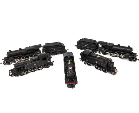 Lima 00 Gauge BR black Steam Locomotives, unboxed, 2-6-0 42760 and 42700 Locomotives and Tenders, Prairie 2-6-2T 5574 (2) and