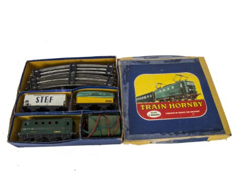 French Hornby 0 Gauge 3-rail Electric ‘Le Bourgignon’ Train Set, comprising ‘OBB’ 8-wheel electric locomotive BB8051 in SNCF 