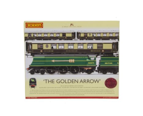 Hornby 00 Gauge R2369 ‘The Golden Arrow’ Train Pack, comprising BR green Battle of Britain class ‘34074’ Locomotive and three