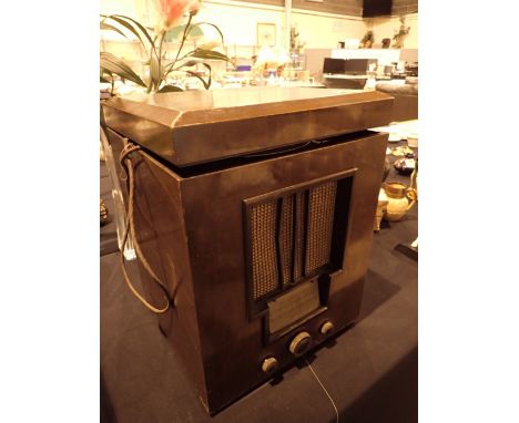 Vintage walnut cased Cossor mono radiogram with record player and tuner 
