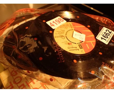Selection of vintage 45 RPM records mainly Northern Soul  CONDITION REPORT: 33 45 RPM's in total.Generally in good conditioon