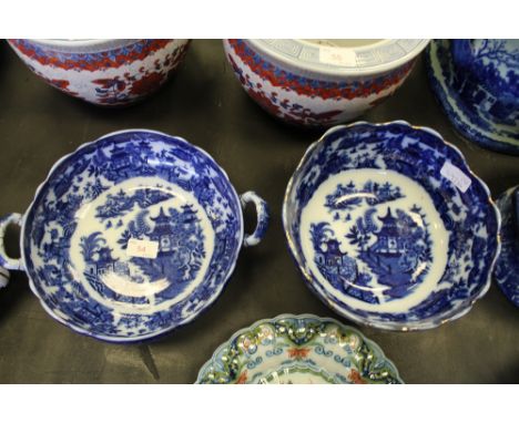 2 Carltonware flow blue bowls