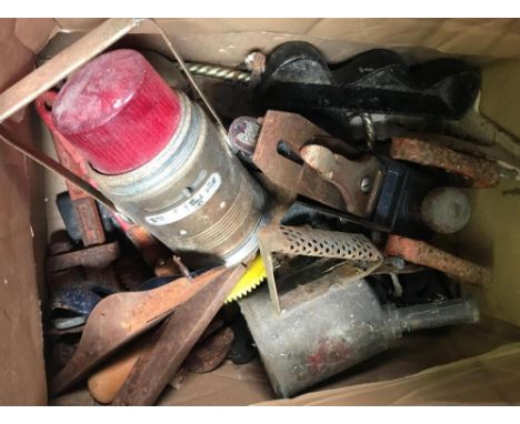CARTON OF VARIOUS VINTAGE TOOLS
