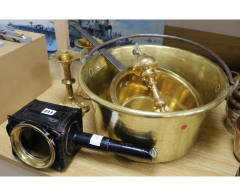 A brass jam pot, a pair of candlesticks, coaching lamp etc Largest 37cm Diam