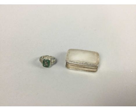 SILVER PILL BOX,along with a gemset ring (2)