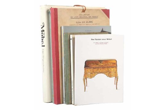 7 Möbel-Bücherbest. aus: Ein Jahrhundert Möbel für den Fürstenhof