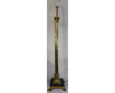 A Nice Quality Ribbed Brass Corinthian Column Standard Lamp on Square Plinth Base with Claw Feet Together with Shade 