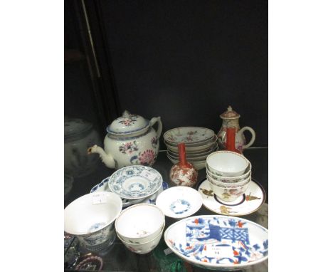 Items of 18th century and later Chinese porcelain to include a teapot and cover, milk jug, teabowls and saucers  