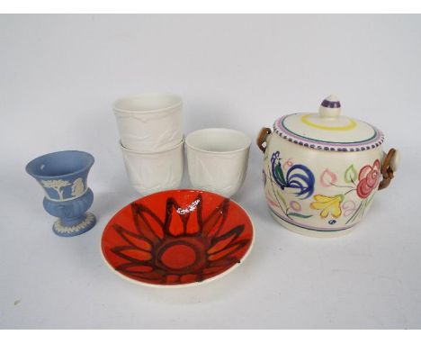 A small lot of mixed ceramics to include Lladro, Poole Pottery and Wedgwood.