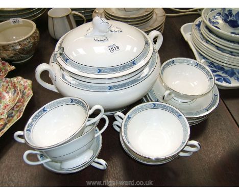 A Royal Worcester "Beaufort" pattern soup Tureen and six Bowls with saucers