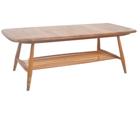 Lucian Ercolani - Ercol - Model 459 - A retro vintage mid 20th Century beech &amp; elm coffee table / low table having a cham