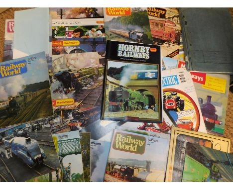 Model railway OO scale model catalogues, to include Tri-ang Hornby Model Railways Edition 17, Railway World, Playcraft HO gau