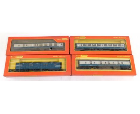 Tri-ang Hornby OO gauge coaches, comprising R425 full parcels freight coach, R722 Intercity past coach, R622 first and second