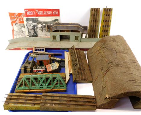 Hornby and other O gauge tin plate accessories, including bridges, tunnel, buffer stops, signals and platform. (1 tray and lo