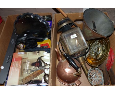 An old coach lamp; a copper measure; a kettle; a brass trivet; other metalware and collectables