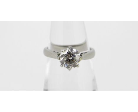 PLATINUM SET DIAMOND SOLITAIRE RING the modern round cut brilliant diamond measuring 1.0cts approx., 4.7grams, boxed #Conditi