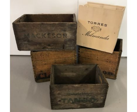 4 vintage and 1 new wooden advertising crates. Comprising 2 Clayton, 1 Tango, 1 Torres and Mackeson. 