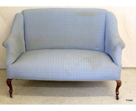 2 seat settee on cabriole legs 88 x 135 x 90cm