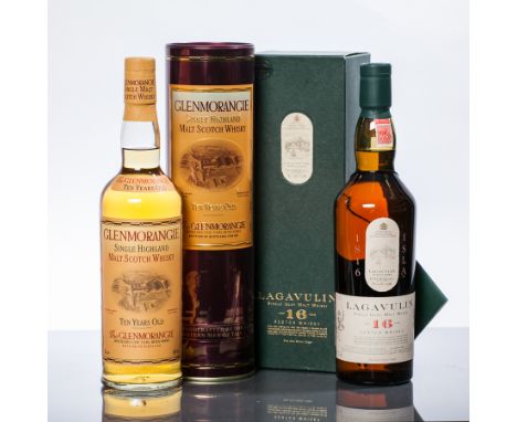 LAGAVULIN 16 YEARS OLD Single Islay Malt Scotch Whisky. Bottled by White Horse Distillers, Glasgow. 70cl. 43% vol. In carton.