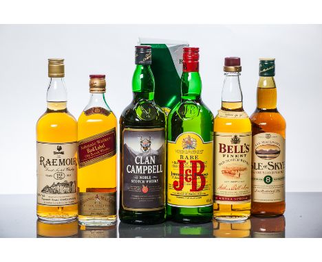 JOHNNIE WALKER RED LABEL
Blended Scotch Whisky. 75 cl, 43% volume.
BELL'S
Blended Scotch Whisky. 70 cl, 43% volume.
THE RAEMO