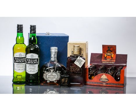 WILLIAM LAWSON'S
Blended Scotch Whisky. 70 cl, 40% volume. 2 bottles.
DIMPLE 15 YEAR OLD MINIATURE SET
Blended Scotch Whisky.